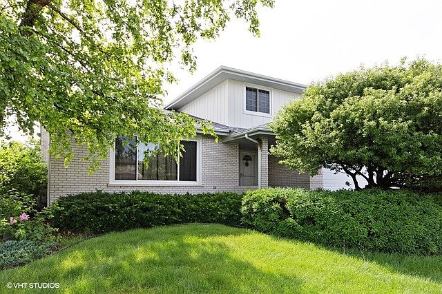 1st image of 14435 S Saddle Brook Ln