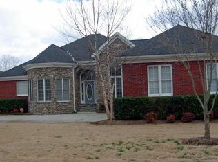 4570 Cummings Cove Dr, Chattanooga, TN 37419