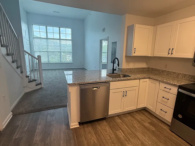 Westville Village Apartments — Photo 44