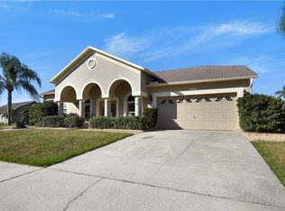 819 Sandcastle Cir, Brandon, FL 33511