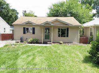 220 Brynford Ave, Lansing, MI 48917