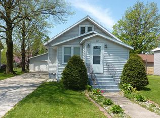 407 S Main St, Marion, WI 54950