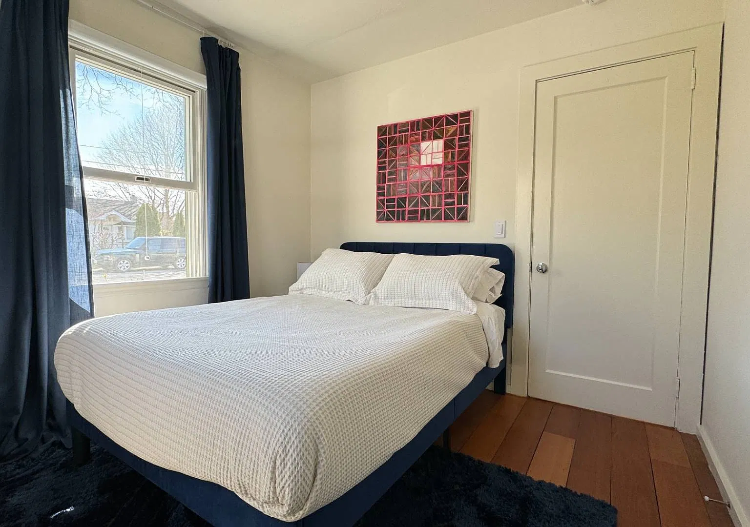 Beautifully Maintained Year-Round Rental in Southampton Village — Photo 4