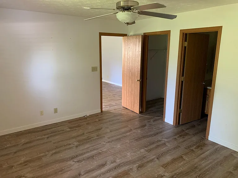3665 Goodall Ct — Photo 9