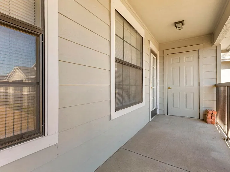 2400 Bolton Boone Dr — Photo 22