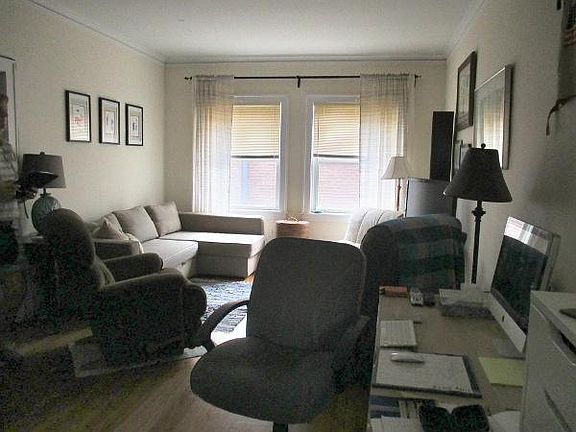 4th image of 4840 N Hermitage Ave APT 3W