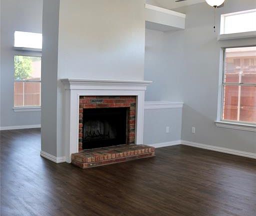 4th image of 2112 Creek Royal Dr
