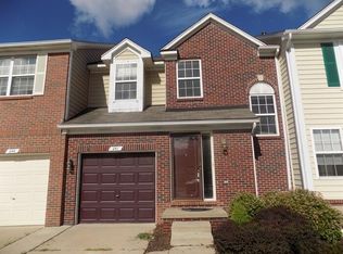 251 Tucker St, Pontiac, MI 48341