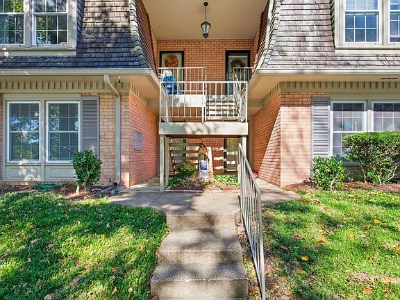 3rd image of 3000 Hillsboro Pike APT 8