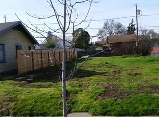 329 N Grape St, Medford, OR 97501