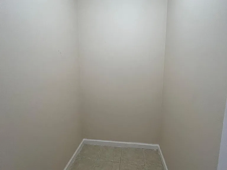 28 Kent St #3 — Photo 3