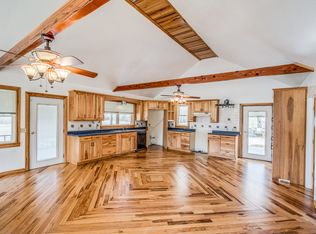 1271 Old County Farm Rd, Spencer, TN 38585