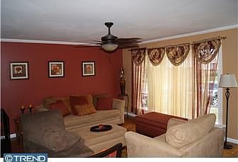 4th image of 3390 Bancroft Dr
