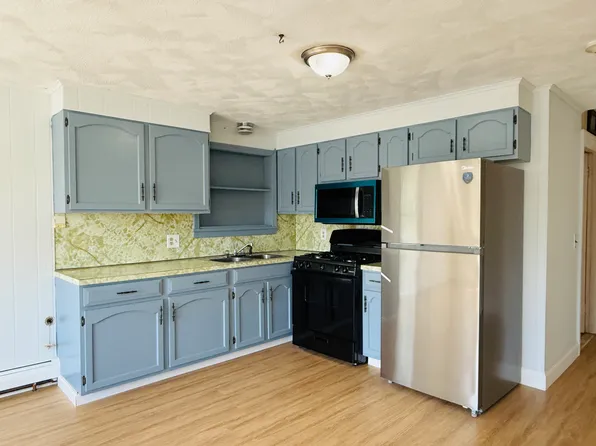 294 Woonasquatucket Ave Floor 2, North Providence, RI 02911