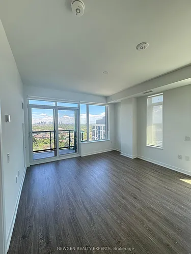 2495 Eglinton Ave W Photo 1