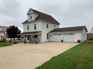 5114 Sherrill Rd, Sherrill, IA 52073