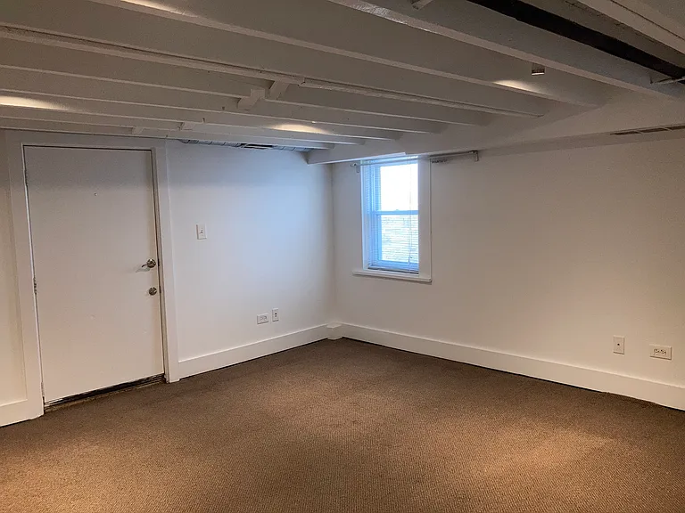 2941 N Racine Ave #COACH HOUSE — Photo 18