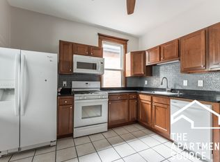 3824 N Hamilton Ave #1, Chicago, IL 60618