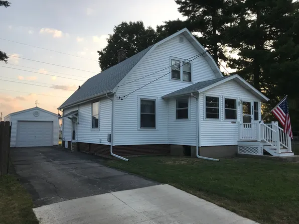 1406 W Columbia Ave, Champaign, IL 61821