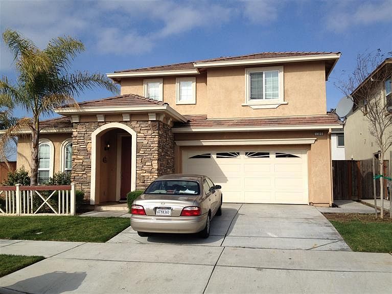 2nd image of 4303 Arcadian Dr