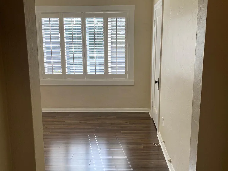 2267 Honolulu Ave #1 — Photo 5