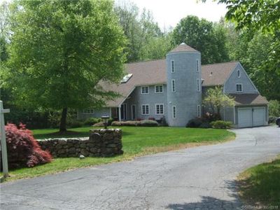 271 Long Meadow Rd, Fairfield, CT, 06824