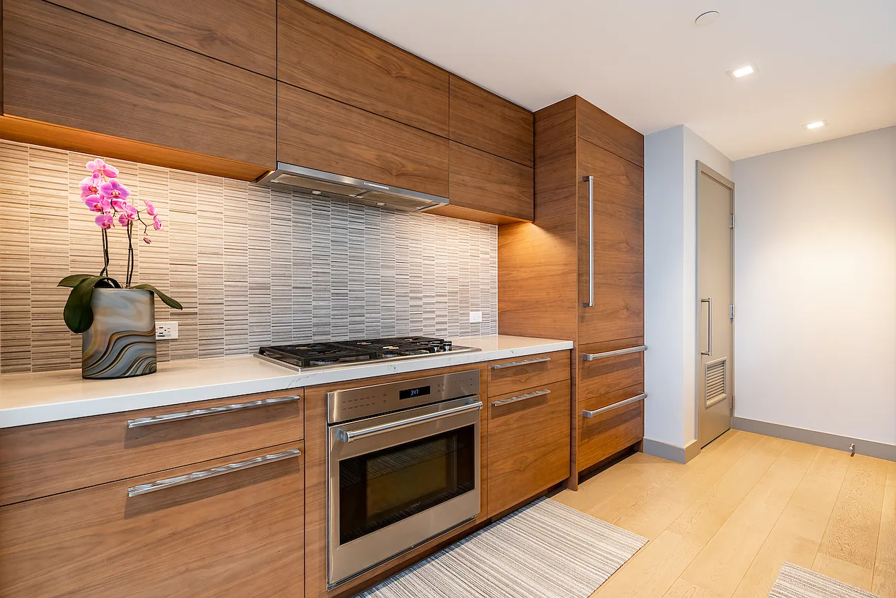 2 bed, 1556 sqft, $8,500 — Photo 3
