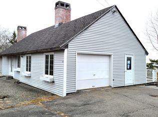 16 Sagamore Farm Rd, Camden, ME 04843