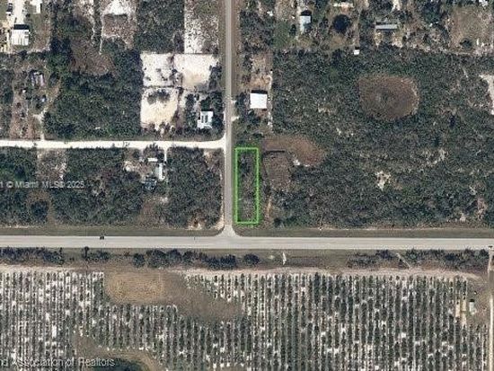 101 Highlands Blvd, Lake Placid, FL 33852
