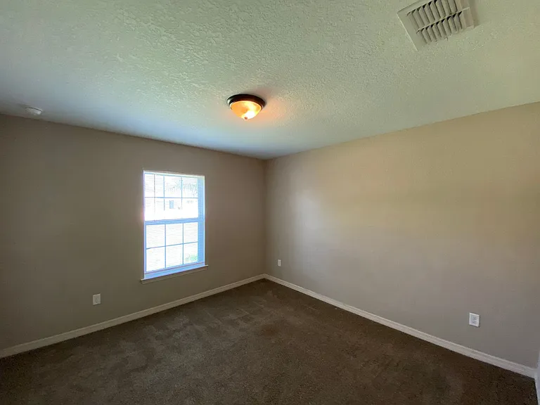 16618 SW 31st Cir — Photo 20