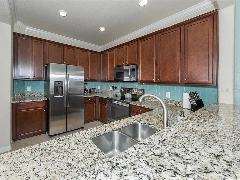20169 Lagente Cir — Photo 7