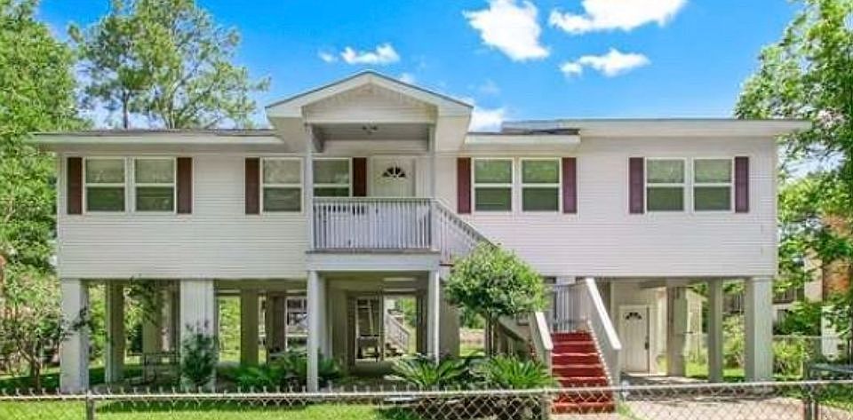 2nd image of 28366 Lapont Dr