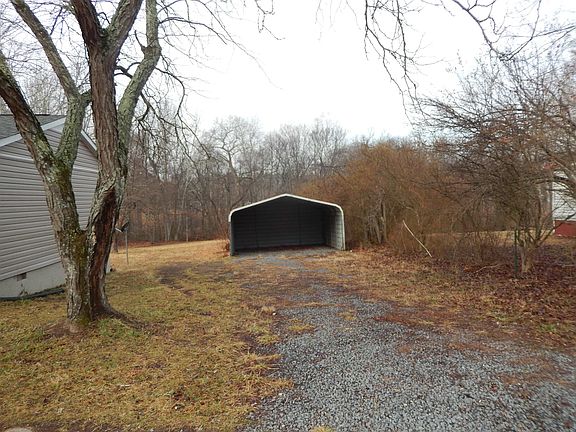 3rd image of 114 Marshall Rd