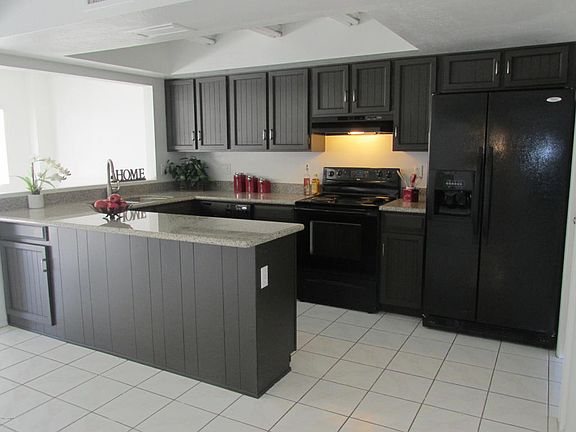 4th image of 7723 W Mackenzie Dr
