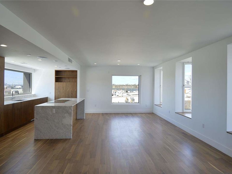1st image of 213 Columbia St APT 5A
