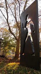 Rented by R New York