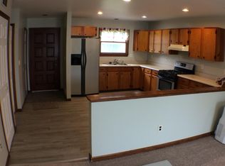 7337 Bealane Rd, Algonac, MI 48001