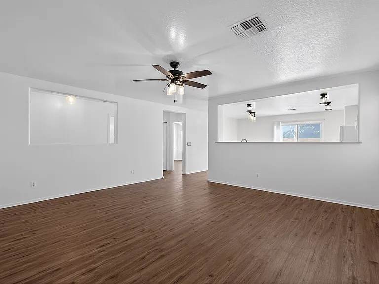 11611 W Palo Verde Ave — Photo 6