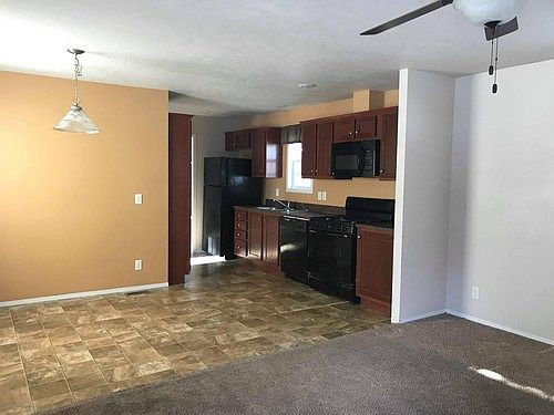 1st image of 411 Darelnor St