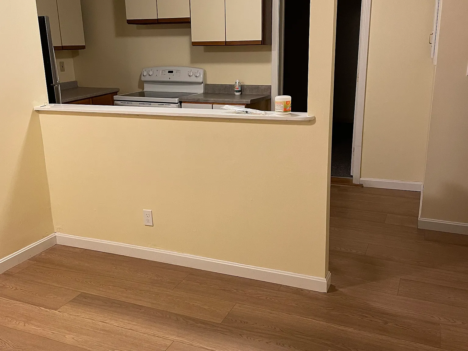 2 bed, 700 sqft, $1,350 — Photo 1