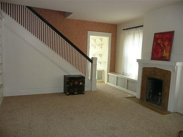 2nd image of 520 River Rd