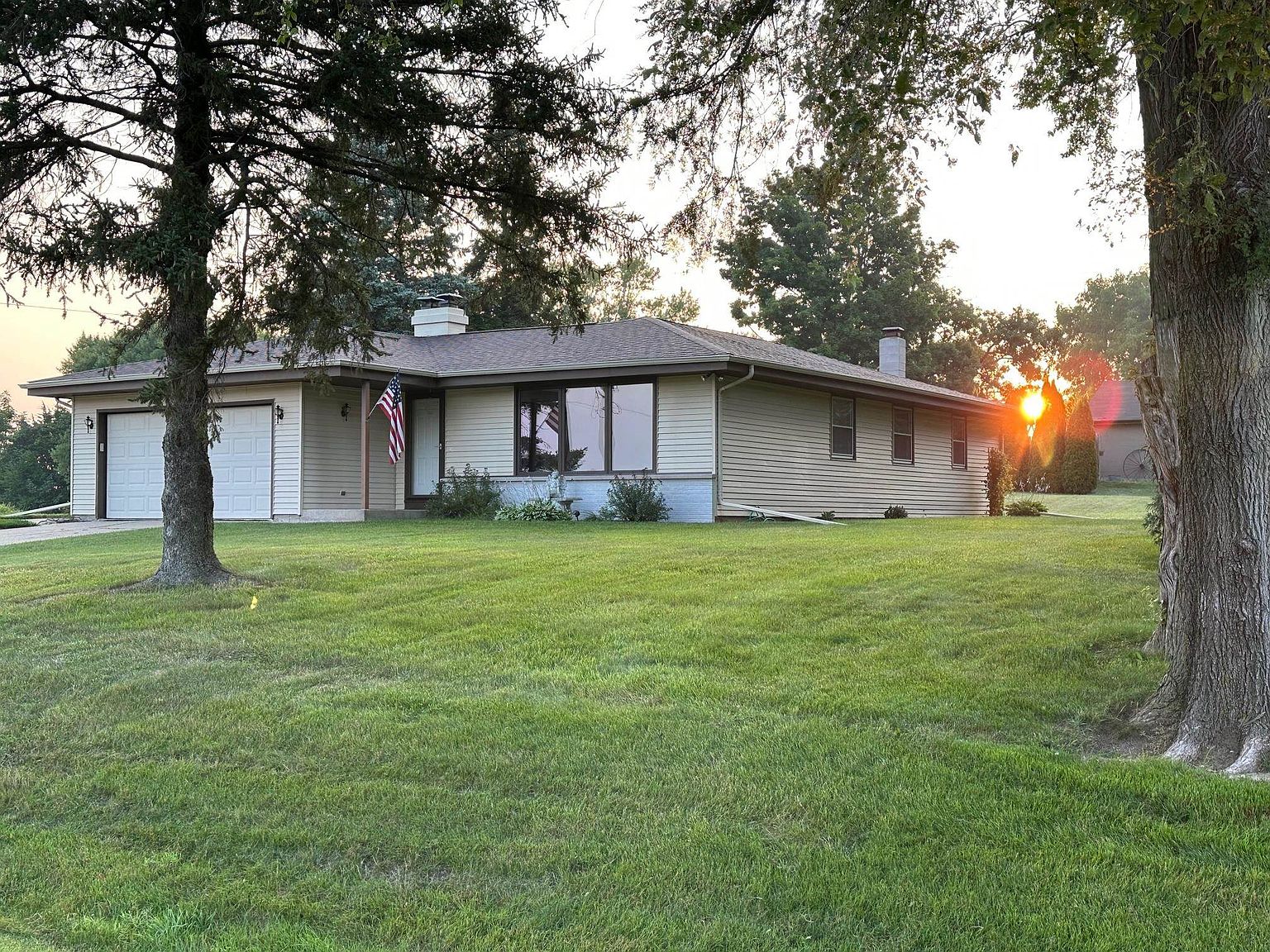 7201 Middle Rd, South Beloit, IL 61080 Zillow