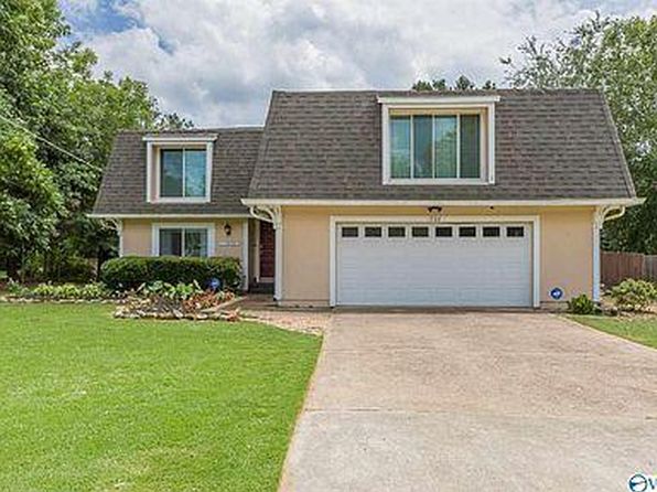 1928 McDowling Dr SE