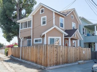 228 E 37th St, Los Angeles, CA 90011