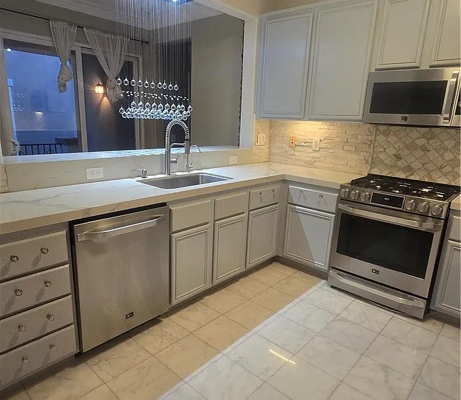 1240 McFadden Dr — Photo 10