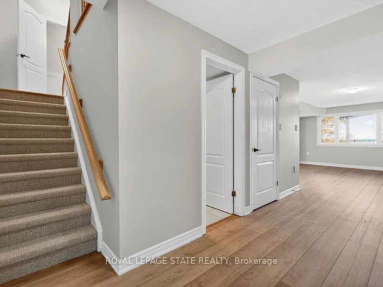 97 Sunvale Pl #4 — Photo 39