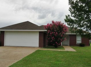 105 Russell St, Lorena, TX 76655