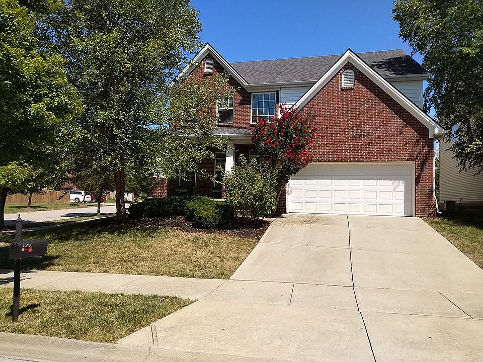 1st image of 696 Maidencane Dr