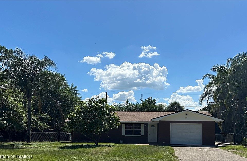 1st image of 304 Serenade Dr