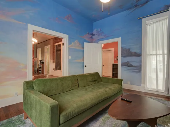 529 Mason St, San Antonio, TX 78208